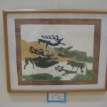 この作品は子供たちのきりえの先生である姜英子さんの作品で、「三田市民きりえ展」の展示室内で紹介されていました。
