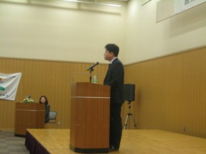 第４回のグランプリ受賞者張守斌さんのスピーチ。 「日本の一流会社に就職するのが夢でした。」 