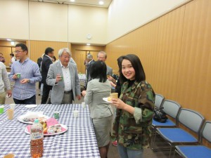 本年度ブルーマウンテンズ市派遣高校生の助口綾菜さんと佐野天音さんが招待されました。